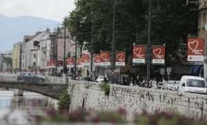 OTVOREN 29. SARAJEVO FILM FESTIVAL: Na prikazivanje filma "Poljubite budućnost" hrvatskog redatelja stigao Bono Vox i Christiane Amanpour