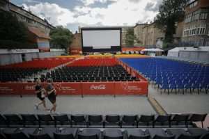OTVOREN 29. SARAJEVO FILM FESTIVAL: Na prikazivanje filma "Poljubite budućnost" hrvatskog redatelja stigao Bono Vox i Christiane Amanpour
