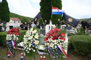 U ČAST PRVOM POGINULOM REDARSTVENIKU: U Aržanu otvoren Memorijalni centar Josip Jović U ČAST PRVOM POGINULOM REDARSTVENIKU: U Aržanu otvoren Memorijalni centar Josip Jović