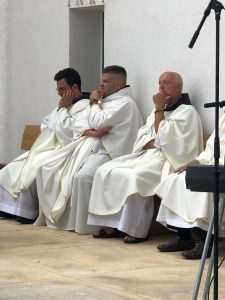 OKO 1.000 LJUDI NA PROSLAVI PATRONA CRKVE U ZABILJU: Svečano misno slavlje predvodio fra Kristijan Montina iz Wiesbadena OKO 1.000 LJUDI NA PROSLAVI PATRONA CRKVE U ZABILJU: Svečano misno slavlje predvodio fra Kristijan Montina iz Wiesbadena