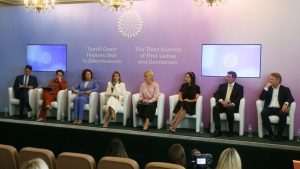 KIJEV: Prva dama Ukrajine upriličila 3. summit prvih dama i gospode u Kijevu KIJEV: Prva dama Ukrajine upriličila 3. summit prvih dama i gospode u Kijevu