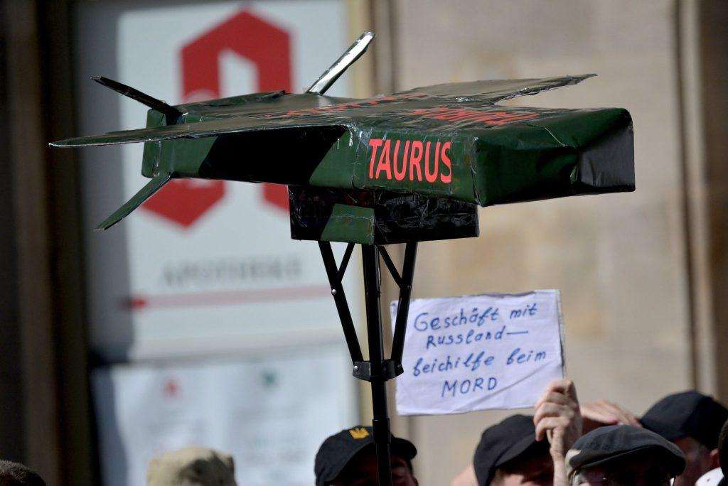 Taurus (ILUSTRACIJA) / Foto: Peter Kneffel/dpa