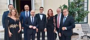 GLAZBENO - PROMOTIVNA VEČER: U švicarskom Veleposlanstvu u Beču predstavljen program 53. Varaždinskih baroknih večeri GLAZBENO - PROMOTIVNA VEČER: U švicarskom Veleposlanstvu u Beču predstavljen program 53. Varaždinskih baroknih večeri
