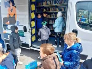 UZ POTPORU EU-a: Knjiga na kotačima – projekt koji je probudio kostajnički kraj