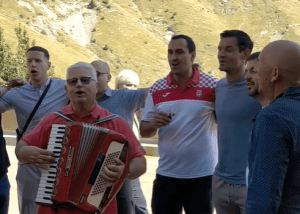 VJERA, RADOST I DRUŽENJE: Na hodočašću u Gospino svetište La Salette, pridružio se i bivši "Vatreni" VJERA, RADOST I DRUŽENJE: Na hodočašću u Gospino svetište La Salette, pridružio se i bivši "Vatreni"
