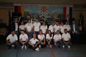 (FOTO) VELIKA ZABAVA NA HERCEGOVAČKOJ VEČERI: U Filderstadtu kod Stuttgarta okupilo se oko 1.400 Hrvata i njihovih prijatelja... (FOTO) VELIKA ZABAVA NA HERCEGOVAČKOJ VEČERI: U Filderstadtu kod Stuttgarta okupilo se oko 1.400 Hrvata i njihovih prijatelja...