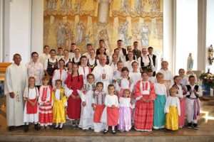 VELIK BROJ HRVATA OKUPIO SE U SINDELFINGENU: Na proslavi zaštitnice Gospe Velikog hrvatskog krsnog zavjeta