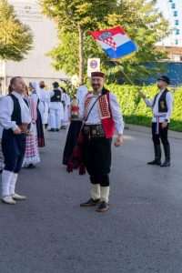 (FOTO) ODUŠEVILI SU: Hrvati iz Stuttgarta sudjelovali na 176. Cannstatter Wasenau