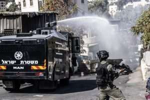 FOTO VIJEST IZ JERUZALEMA: Izraelska policija spriječila ulazak mlađih Palestinaca u istočni Jeruzalem gdje je džamija Al Aksa