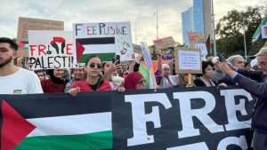 UZ ŠVICARSKO DOPUŠTENJE: Stotine ljudi u Ženevi na skupu solidarnosti s Palestinom UZ ŠVICARSKO DOPUŠTENJE: Stotine ljudi u Ženevi na skupu solidarnosti s Palestinom