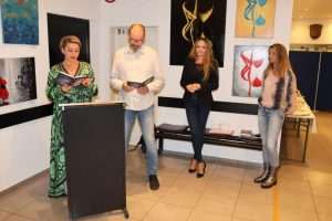 GDJE GOVORI UMJETNOST, TU NEMA MJESTA RATU I RAZARANJIMA: Književno-umjetnička večer u Stuttgartu privukla mnogobrojne znatiželjnike