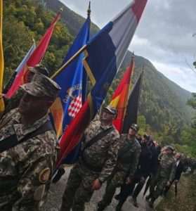 MOLITVENI POHOD NA BOBOVAC: Još jednom poslana poruka o važnosti zajedništva MOLITVENI POHOD NA BOBOVAC: Još jednom poslana poruka o važnosti zajedništva