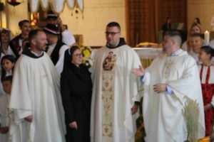 (FOTO) VELIKO SLAVLJE U WIESBADENU: Na Mladu misu fra Nikole Livaje stigao velik broj vjernika iz Wiesbadena, Frankfurta, Mainza i okolice (FOTO) VELIKO SLAVLJE U WIESBADENU: Na Mladu misu fra Nikole Livaje stigao velik broj vjernika iz Wiesbadena, Frankfurta, Mainza i okolice