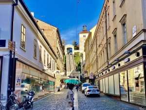 (FOTO) TURSKA AGENCIJA ANADOLU O ZAGREBU: Povijesni grad koji plijeni pažnju posjetitelja svojim kulturnim blagom (FOTO) TURSKA AGENCIJA ANADOLU O ZAGREBU: Povijesni grad koji plijeni pažnju posjetitelja svojim kulturnim blagom