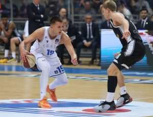 DAR ZADRANIMA ZA BOŽIĆ: Košarkaši Zadra 'pregazili' Partizan briljantnom izvedbom pred 8.500 navijača DAR ZADRANIMA ZA BOŽIĆ: Košarkaši Zadra 'pregazili' Partizan briljantnom izvedbom pred 8.500 navijača