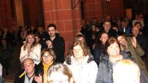 BOŽIĆNI KONCERT ZA PAMĆENJE: Folklorni ansambl Lado oduševio svojim nastupom u Katedrali sv. Bartolomeja u Frankfurtu BOŽIĆNI KONCERT ZA PAMĆENJE: Folklorni ansambl Lado oduševio svojim nastupom u Katedrali sv. Bartolomeja u Frankfurtu