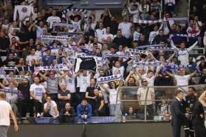 DAR ZADRANIMA ZA BOŽIĆ: Košarkaši Zadra 'pregazili' Partizan briljantnom izvedbom pred 8.500 navijača DAR ZADRANIMA ZA BOŽIĆ: Košarkaši Zadra 'pregazili' Partizan briljantnom izvedbom pred 8.500 navijača
