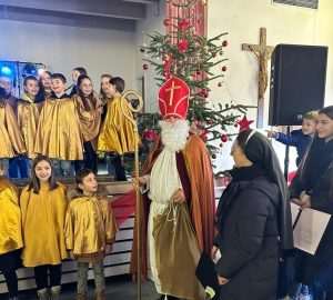 MAINZ/WIESBADEN/MAIN-TAUNUS/HOCHTAUNUS: Na proslavi Nikolinja uživala i djeca, roditelji, bake, djedovi... MAINZ/WIESBADEN/MAIN-TAUNUS/HOCHTAUNUS: Na proslavi Nikolinja uživala i djeca, roditelji, bake, djedovi...