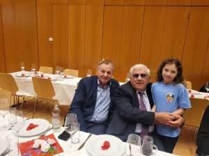 FEŠTA DO RANIH JUTARNJIH SATI: U Austriji je održana "Izvorna večer" u organizaciji Hrvatskog zavičajnog kluba Gornja Komušina FEŠTA DO RANIH JUTARNJIH SATI: U Austriji je održana "Izvorna večer" u organizaciji Hrvatskog zavičajnog kluba Gornja Komušina