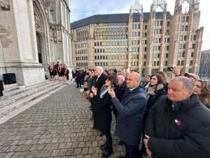 10. OBLJETNICA FESTE SVETOG VLAHA U BRUXELLESU: Dubrovčani i prijatelji Dubrovnika proslavili Festu sv. Vlaha uz puštanje bijelih golubica kao simbola slobode i mira