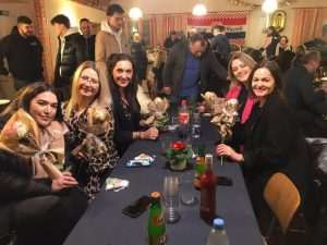(FOTO) KOTORVAROŠANI U STUTTGARTU: Na fešti proslavili 10. obljetnicu udruge i pomolili se za svog iznenada preminulog člana (FOTO) KOTORVAROŠANI U STUTTGARTU: Na fešti proslavili 10. obljetnicu udruge i pomolili se za svog iznenada preminulog člana