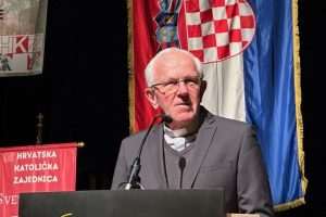 (FOTO) VELIČANSTVENA PROSLAVA S KLAPOM INTRADE: Hrvati u Balingenu slavili pod geslom „50 godina vjerni Bogu i hrvatskome rodu“  