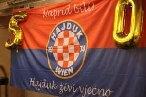 JUBILARNIH POLA STOLJEĆA: Tisuću Hrvata na Hajdukovoj “Biloj noći” u Beču do jutra slavilo 50. godina NK Hajduk JUBILARNIH POLA STOLJEĆA: Tisuću Hrvata na Hajdukovoj “Biloj noći” u Beču do jutra slavilo 50. godina NK Hajduk