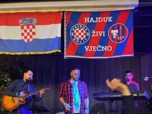 „ZAPISANO U GENIMA“: Tradicionalna Bila noć Hajuka Zürich trajala je do kasnih noćnih sati