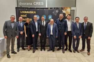 ZAGREB: Više od 700 Livnjaka i njihovih prijatelja uživalo na 26. po redu Livanjskoj noći u Zagrebu ZAGREB: Više od 700 Livnjaka i njihovih prijatelja uživalo na 26. po redu Livanjskoj noći u Zagrebu