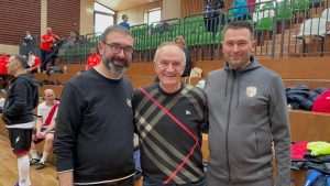 CRO SOCCER CUP ZRINSKOG: Momčadi „Martinsee“ i „Eis Mia“ pobjednici dvodnevnog malonogometnog turnira u Heusenstammu CRO SOCCER CUP ZRINSKOG: Momčadi „Martinsee“ i „Eis Mia“ pobjednici dvodnevnog malonogometnog turnira u Heusenstammu