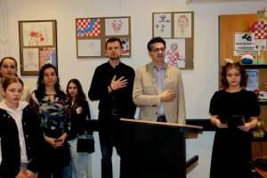 STUTTGART: Otvorena je izložba radova učenika hrvatske nastave