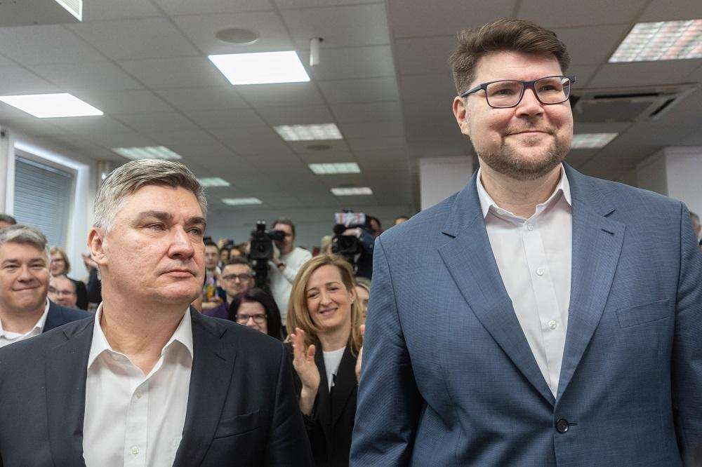 Na fotografiji Zoran Milanović, Peđa Grbin / Foto: Hina