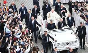 URBI ET ORBI: Papa pozvao na prekid vatre u Gazi, obratio se i zapadnom Balkanu Papa Franjo (ILUSTRACIJA) / Foto: Anadolu