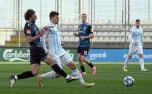 RIJEKA U ZAVRŠNICI SLOMILA VARAŽDIN: Pobjedom se vratili na vrh ljestvice RIJEKA U ZAVRŠNICI SLOMILA VARAŽDIN: Pobjedom se vratili na vrh ljestvice