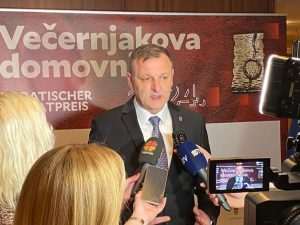 SVEČANA DODJELA VEČERNJAKOVE DOMOVNICE 2024.: Pogledajte kako večeras izgleda u Bad Homburgu
