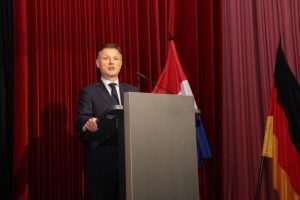 DODJELA NAGRADA VEČERNJAKOVA DOMOVNICA 2023.: U Bad Homburgu se susrela Domovina i iseljeništvo DODJELA NAGRADA VEČERNJAKOVA DOMOVNICA 2023.: U Bad Homburgu se susrela Domovina i iseljeništvo