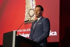 DODJELA NAGRADA VEČERNJAKOVA DOMOVNICA 2023.: U Bad Homburgu se susrela Domovina i iseljeništvo DODJELA NAGRADA VEČERNJAKOVA DOMOVNICA 2023.: U Bad Homburgu se susrela Domovina i iseljeništvo