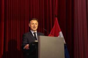 DODJELA NAGRADA VEČERNJAKOVA DOMOVNICA 2023.: U Bad Homburgu se susrela Domovina i iseljeništvo DODJELA NAGRADA VEČERNJAKOVA DOMOVNICA 2023.: U Bad Homburgu se susrela Domovina i iseljeništvo