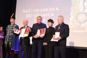VEČERNJAKOVA DOMOVNICA 2024. U BAD HOMBURGU: Svečanu dodjelu nagrada u nekadašnjoj ljetnoj rezidenciji cara Wilhelma II. pratilo više od 400 uzvanika VEČERNJAKOVA DOMOVNICA 2024. U BAD HOMBURGU: Svečanu dodjelu nagrada u nekadašnjoj ljetnoj rezidenciji cara Wilhelma II. pratilo više od 400 uzvanika