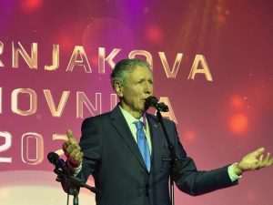 VEČERNJAKOVA DOMOVNICA 2024. U BAD HOMBURGU: Svečanu dodjelu nagrada u nekadašnjoj ljetnoj rezidenciji cara Wilhelma II. pratilo više od 400 uzvanika VEČERNJAKOVA DOMOVNICA 2024. U BAD HOMBURGU: Svečanu dodjelu nagrada u nekadašnjoj ljetnoj rezidenciji cara Wilhelma II. pratilo više od 400 uzvanika