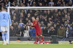 NOGOMETNA DRAMA NA ETIHADU: Real Madrid izbacio Manchester City, Modrić i Kovačić nisu realizirali penale Vratar Reala Andriy Lunin / Foto: Anadolu