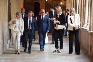 MINISTRI GRLIĆ RADMAN I CASSIS U DUBROVNIKU: Hrvatska i Švicarska podržavaju Ukrajinu i osuđuju rusku agresiju Ministar vanjskih i europskih poslova Gordan Grlić Radman obišao je u petak sa švicarskim kolegom Ignaziom Cassisom dominikanski samostan u Dubrovniku / Foto: Hina