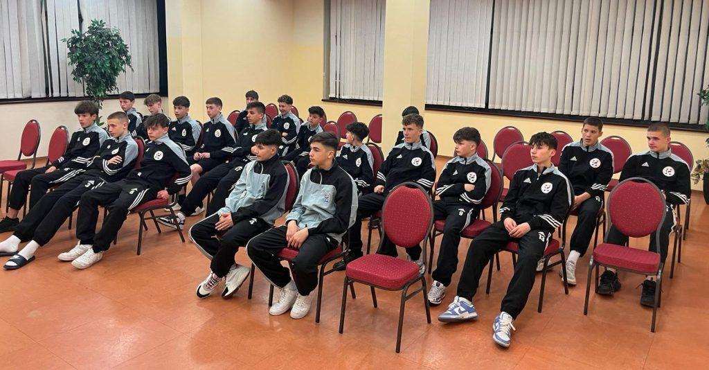 Izabrana vrsta mladih U-14 Hrvata iz Njemačke u Vukovaru / Foto: Fenix (SIM)