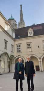 PREDSTAVLJANJE ZAKLADE LJUDSKO BRATSTVO U AUSTRIJI I NJEMAČKOJ: Topić posjetio Austriju i Njemačku gdje je predstavio projekt izgradnje Centra i kapele sv. Ivana Pavla II. Mons. Franzo Scharl i mons. Topić u biskupiji Beč / Foto: Press služba Zaklada Ljudsko bratstvo