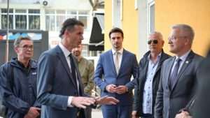 POSJET HRVATIMA SREDNJE BOSNE: Zvonko Milas sa kandidatima HDZ-a iz XI. izborne jedinice u Novom Travniku, Vitezu i Bugojnu Foto: IS HDZ