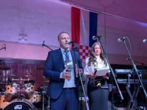 VELIKA FOTOGALERIJA: Tradicionalna, 19. po redu, Ričička noć u Heusenstammu kod Frankfurta u najljepšem sjaju