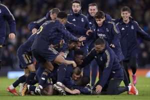 NOGOMETNA DRAMA NA ETIHADU: Real Madrid izbacio Manchester City, Modrić i Kovačić nisu realizirali penale Slavlje igraca Reala / Foto: Anadolu