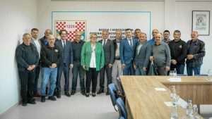 POSJET HRVATIMA SREDNJE BOSNE: Zvonko Milas sa kandidatima HDZ-a iz XI. izborne jedinice u Novom Travniku, Vitezu i Bugojnu Foto: IS HDZ