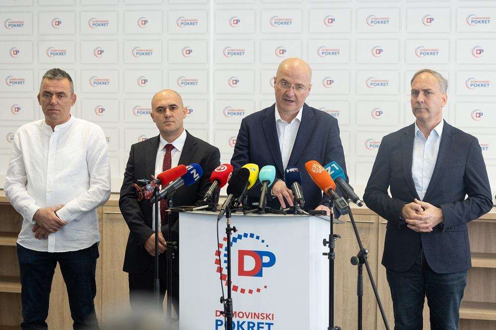 Na fotografiji Stipo Mlinarić, Josip Dabro, Mario Radić, Stjepo Bartulica / Foto: Hina