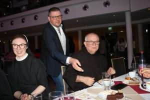 (FOTO i VIDEO) 50. OBLJETNICA FS "FRA FILIP GRABOVAC" IZ MAINZA: Okupili se mladi Hrvati iz cijele Njemačke, odlična zabava potrajala do dugo u noć Foto: Fenix (MD)